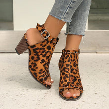 Spring New European And American Peep Toe High Heel Rivet Sandals